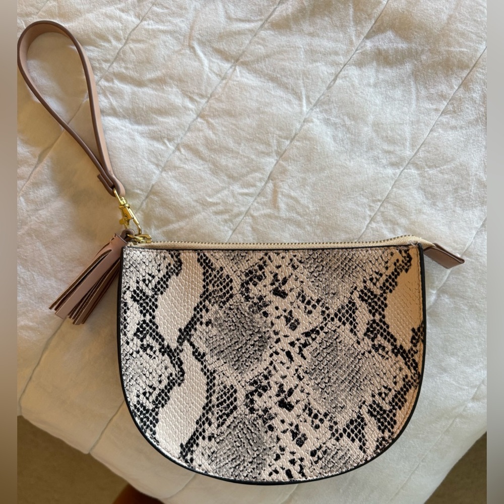 Old Navy Snakeskin Pattern Wristlet Clutch